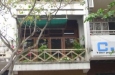 Nhà mặt tiền Trần Phú cho thuê, DTĐ: 5x20m, 3 tầng, 4 phòng ngủ, chưa có tiện nghi, nhà bếp, phòng khách, giá: 900$
