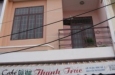Nhà mặt tiền khu số 1 Nguyễn Tri Phương cho thuê. 2 tầng. DTĐ 5,5x15m. DTSD 165m2. Gồm có 3 PN. Giá 7tr/tháng.